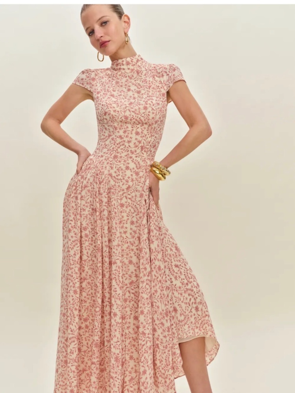Reformation Maven Dress in Corinne Size 8
